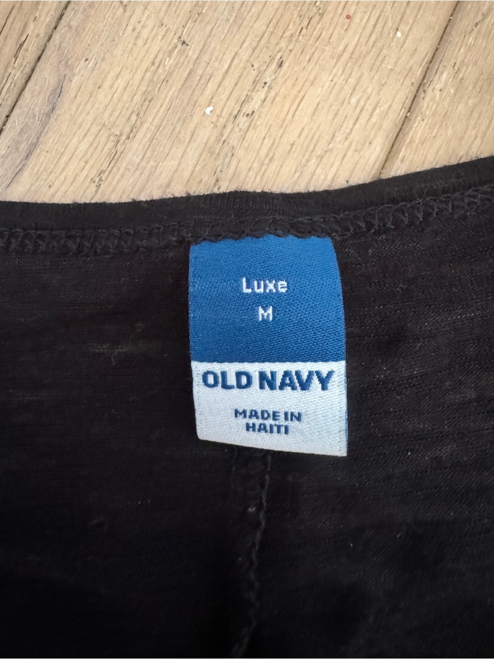 Old navy oversized black stretchy crop top medium very oversized - Picture 3 of 9